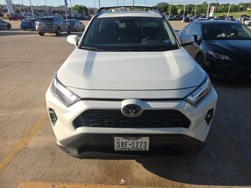 Pearl 2023 Toyota RAV4 XLE Premium