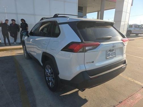 Pearl 2023 Toyota RAV4 XLE Premium