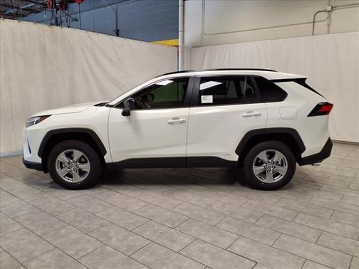 2025 Toyota RAV4 Hybrid LE