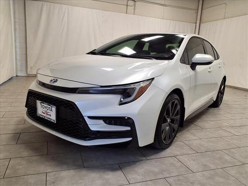 2025 Toyota Corolla Hybrid SE