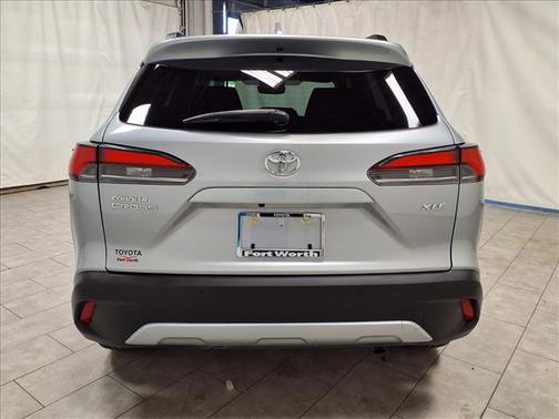 2024 Toyota Corolla Cross XLE