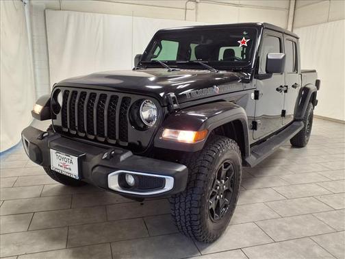 2021 Jeep Gladiator Sport