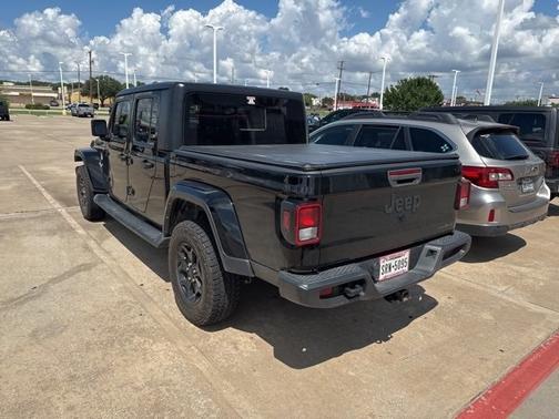 2021 Jeep Gladiator Sport