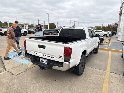 2022 Toyota Tacoma SR5
