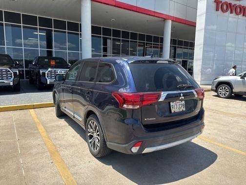 2018 Mitsubishi Outlander ES