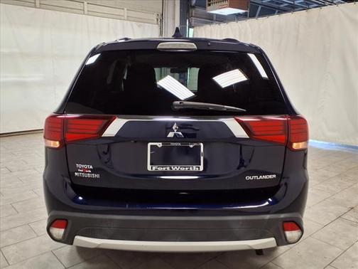 2018 Mitsubishi Outlander ES