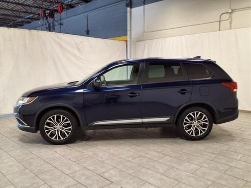2018 Mitsubishi Outlander ES