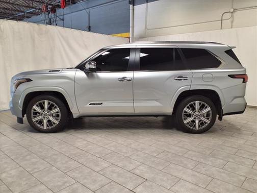 2024 Toyota Sequoia Base