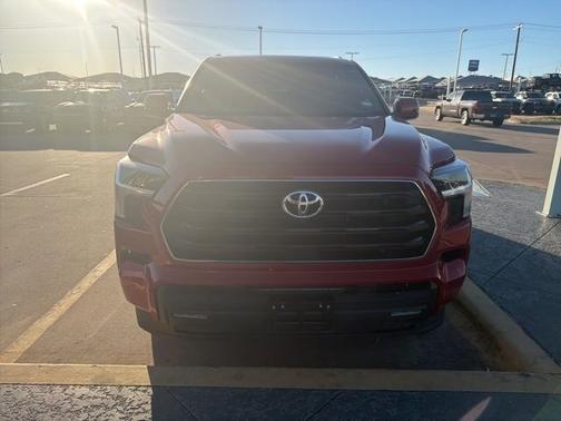 2025 Toyota Sequoia SR5