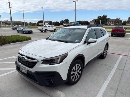 Crystal White Pearl 2020 Subaru Outback Premium
