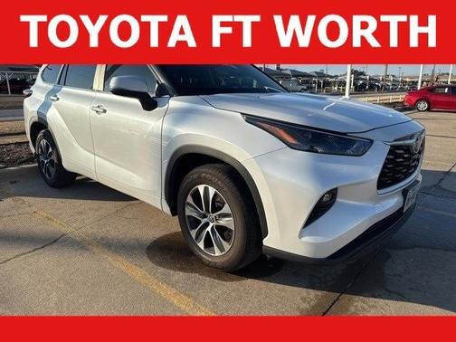 2024 Toyota Highlander Hybrid XLE