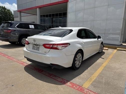 2020 Toyota Camry LE