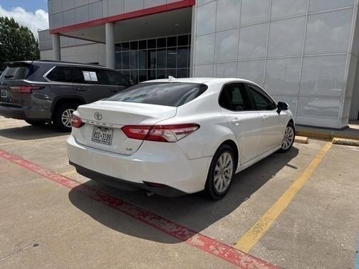 2020 Toyota Camry LE