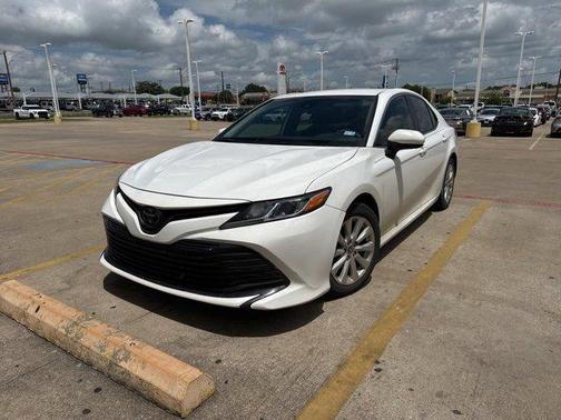 2020 Toyota Camry LE