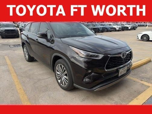 2022 Toyota Highlander Platinum
