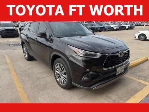 2022 Toyota Highlander Platinum