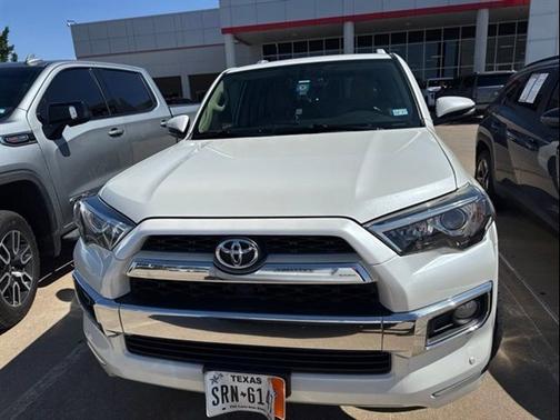 Blizzard Pearl 2018 Toyota 4Runner SR5