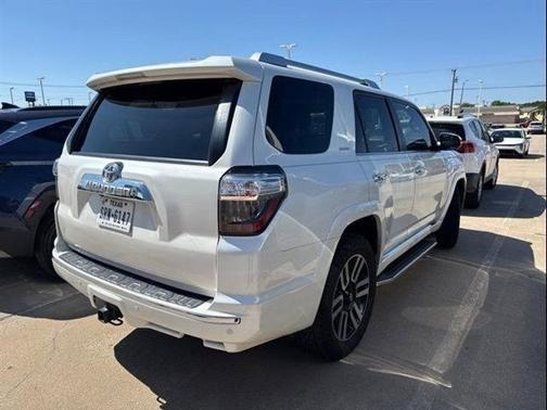 Blizzard Pearl 2018 Toyota 4Runner SR5