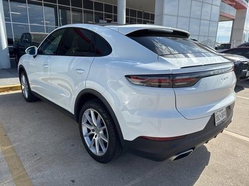 2021 Porsche Cayenne Base