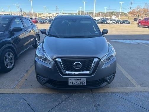 2020 Nissan Kicks SV