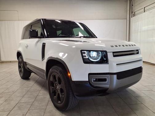 2024 Land Rover Defender 90 P400 X-Dynamic SE