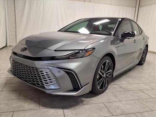 Heavy Metal/Black 2026 Toyota Camry XSE