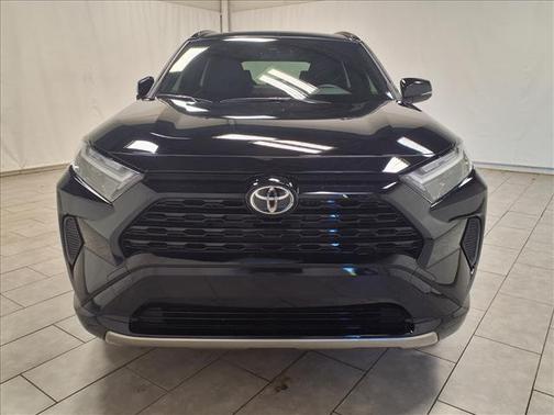 2025 Toyota RAV4 Hybrid SE