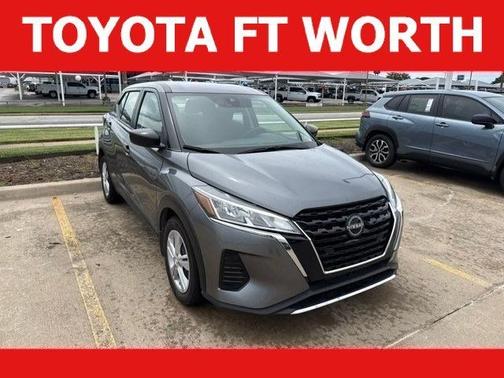 Gun Metallic 2024 Nissan Kicks S