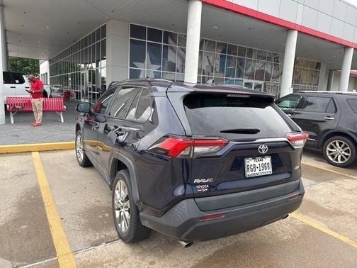 Blueprint 2021 Toyota RAV4 XLE Premium