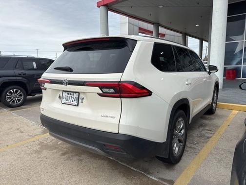 Coastal Cream 2024 Toyota Grand Highlander XLE