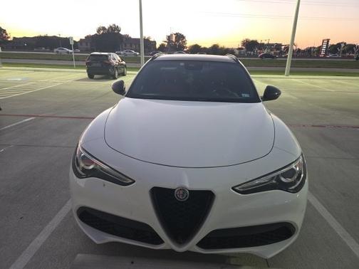 Alfa White 2021 Alfa Romeo Stelvio Ti Sport