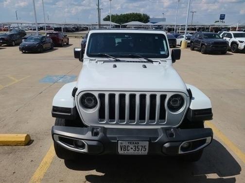 2023 Jeep Wrangler 4-Door Sahara 4x4