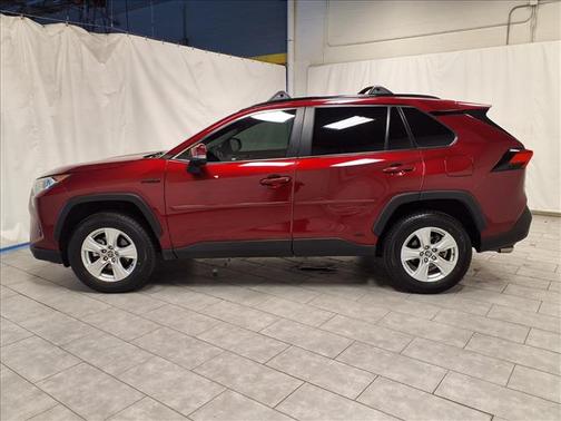2021 Toyota RAV4 Hybrid XLE