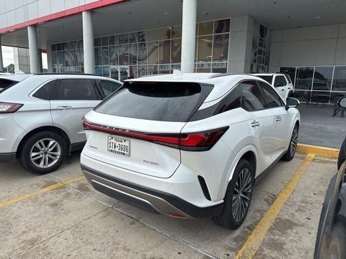 Eminent White Pearl 2023 Lexus RX 350 Premium Plus