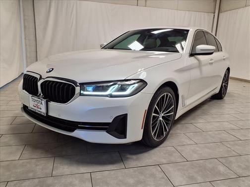 2022 BMW 540 i