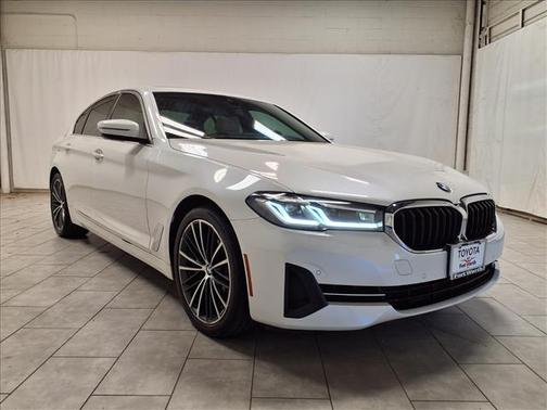 2022 BMW 540 i