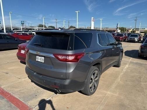 2020 Chevrolet Traverse LT Leather