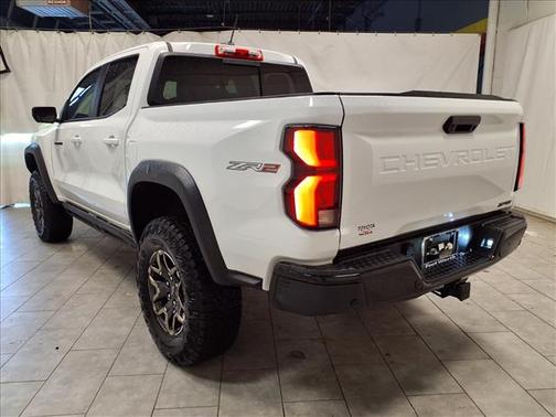 Summit White 2025 Chevrolet Colorado ZR2