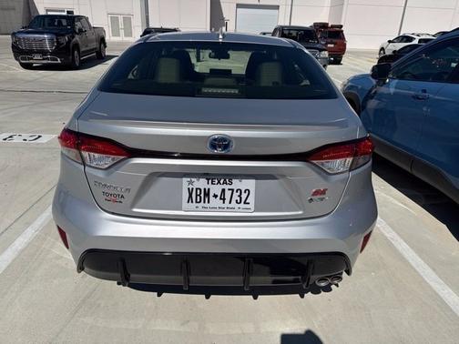 Classic Silver Metallic 2025 Toyota Corolla Hybrid SE