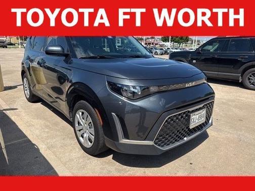 Gravity Gray 2023 Kia Soul LX