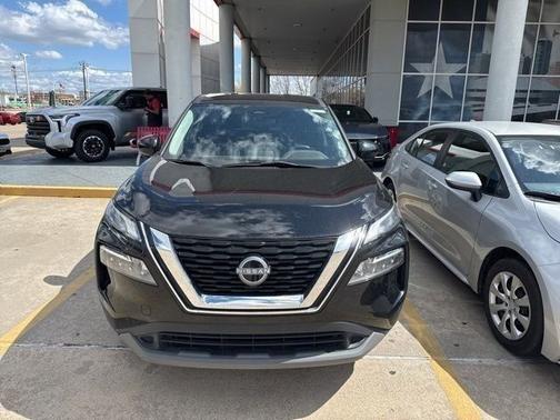 Super Black 2023 Nissan Rogue SV
