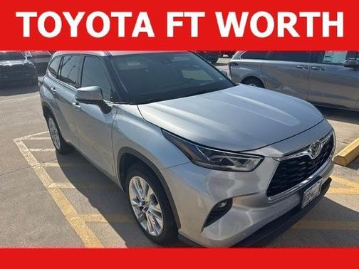 Celestial Silver Metallic 2022 Toyota Highlander Limited