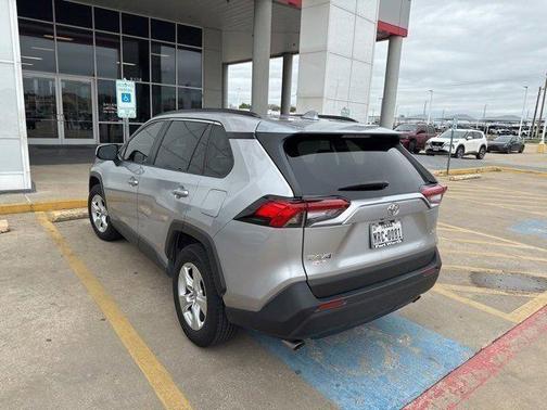 2019 Toyota RAV4 XLE