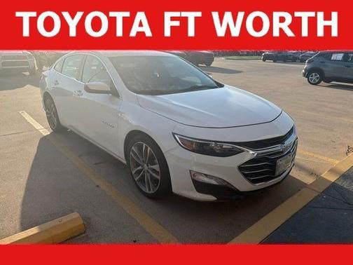 Summit White 2023 Chevrolet Malibu FWD 1LT