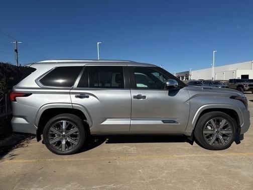 2024 Toyota Sequoia Capstone