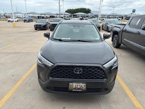 2023 Toyota Corolla Cross LE
