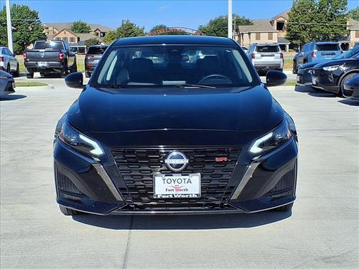 Super Black 2025 Nissan Altima SR AWD