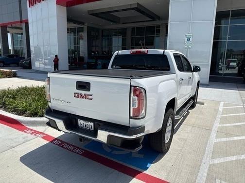 Summit White 2018 GMC Canyon Base