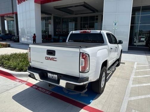 Summit White 2018 GMC Canyon Base