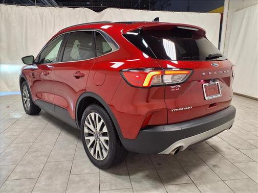 2020 Ford Escape Titanium